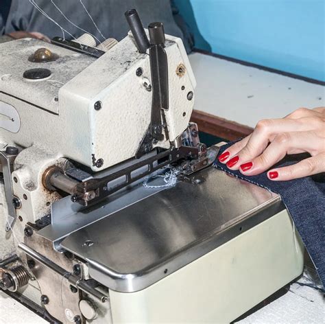 Types Of Industrial Sewing Machine - And Do You Need One? - The ...