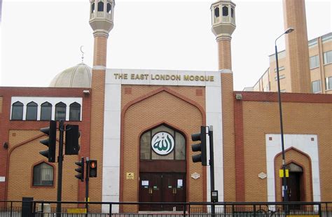 Britain's Largest Mosques Condemn "Un-Islamic" ISIS Radicals - Newsweek