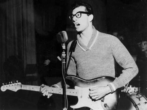 10 Best Buddy Holly Songs of All Time - Singersroom.com