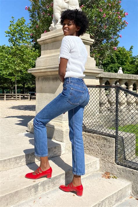 How To Buy Vintage Levi’s 501s, According To The Experts | British Vogue