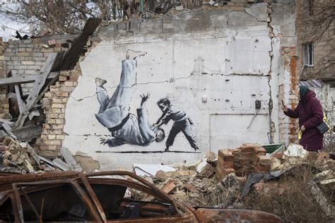 Famed British artist Banksy seeds inspirational art amid Ukraine's war ...