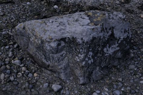 [GIF] Rock rendering : r/woahdude