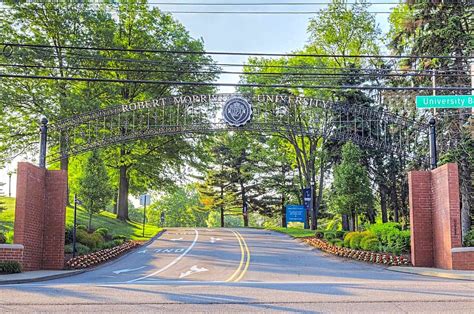 The Only Virtual Tour Of Robert Morris University Campus You'll Ever Need