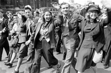 VE Day pic - Flashbak