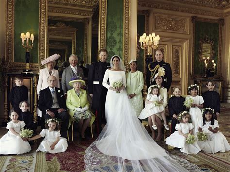 Prince Harry and Meghan Markle's official wedding portrait released ...