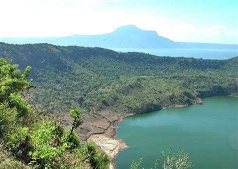 Taal Volcano Tourist Guide