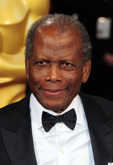 2016 BAFTA Awards: Sidney Poitier Gives Moving Speech As He's Presented ...