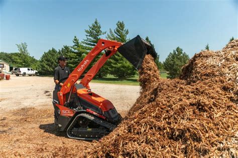 Kubota unveils its first mini skid steer, the SCL1000 – Construction ...