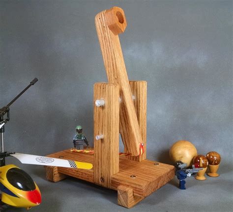 Catapult Toy - DIY