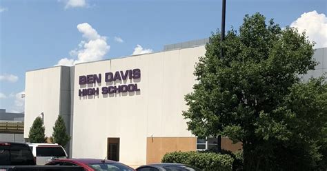 Ben Davis High School announces interim boys varsity basketball head coach