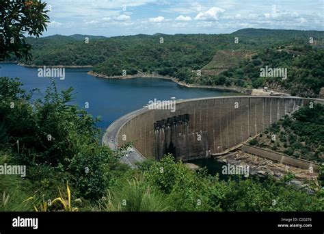 Kariba Dam Zimbabwe Stock Photo - Alamy