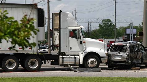 Truck lawsuits arise from rear-end semi collisions