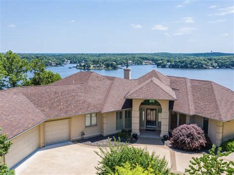 Luxury homes for sale in Lake of the Ozarks, Missouri, United States ...