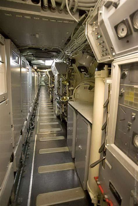 Inside nuclear submarine. | Nuclear submarine, Submarines, Submarine