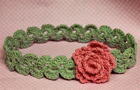 crochet flower headband – Share a Pattern