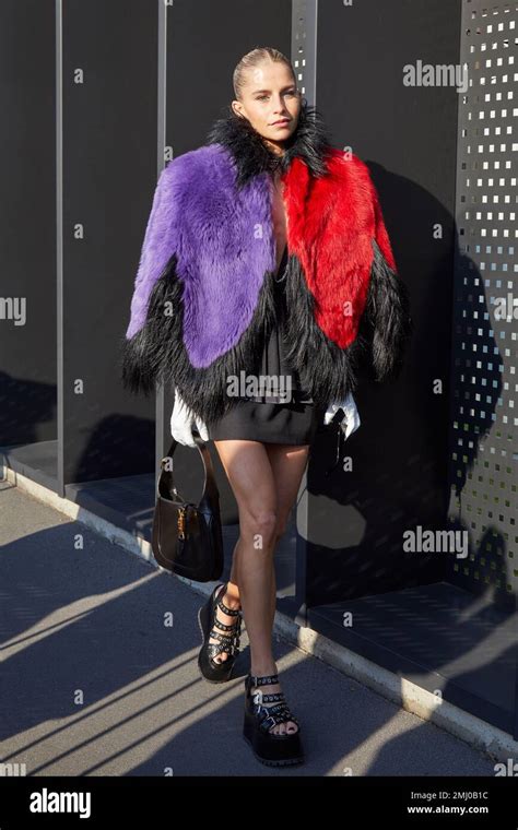 MILAN, ITALY - JANUARY 13, 2023: Caro Daur before Gucci fashion show ...