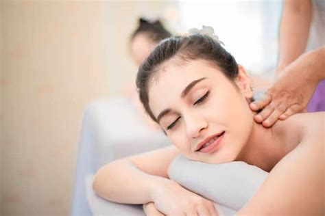 The 5 Best Shoulder Massages Not To Be Missed Out In SG (2024)