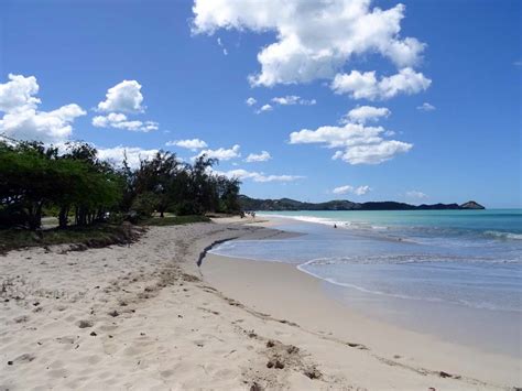 Fort James Beach – Visit Antigua & Barbuda