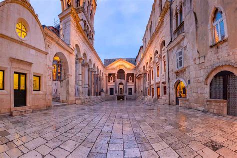 Diocletian's Palace Architecture | How Was Diocletian's Palace Built