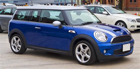 File:MINI Cooper S Clubman 01.JPG