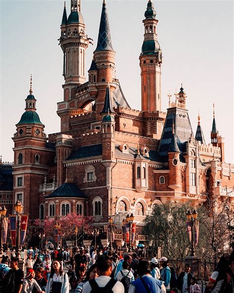 Shanghai Disneyland Park - Full Guide and Tips | Trip Ways