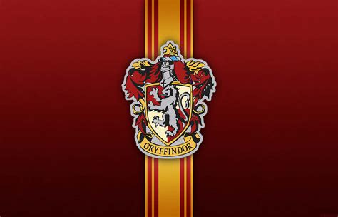 Download Hogwarts Crest inspired by Gryffindor Castle Wallpaper ...