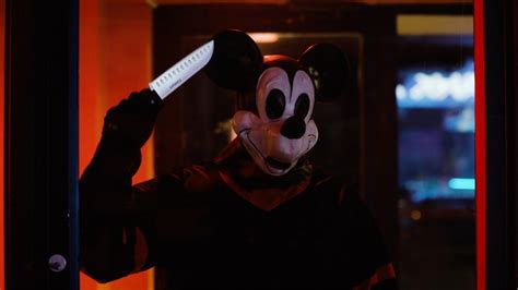 Trailer for Mickey Mouse Slasher Film Drops on Same Day ‘Steamboat ...