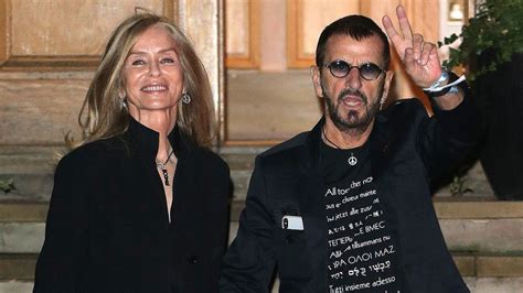 Ringo Starr to celebrate 80th milestone with music friends - BBC News