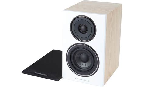 Wharfedale Diamond 12.1 (Oak) Bookshelf speakers at Crutchfield