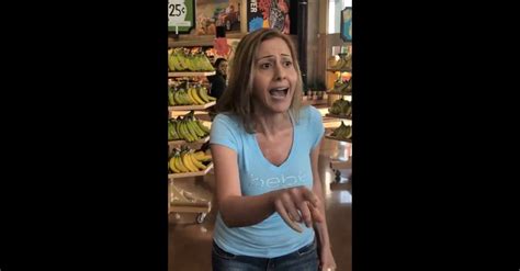 ‘Karen’ Rages After Being Asked to Wear Mask at Trader Joe’s | Law & Crime