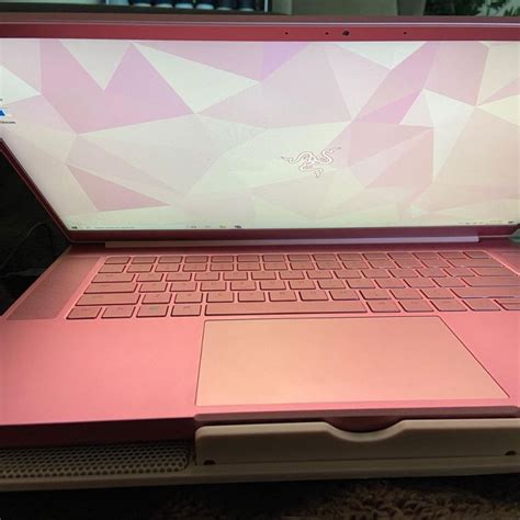 Razer Blade 15 Quartz 2020 Pink Gaming Laptop Review