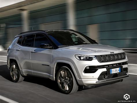 Jeep Compass 2021. Wreszcie dopracowano najsłabsze strony - autoGALERIA