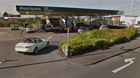 Morrisons cuts petrol price at borough filling stations to below £1 per ...