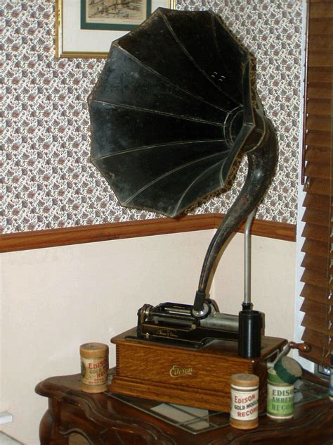 Edison Cylinder Phonograph - 1905