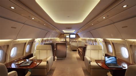 7 Luxurious Private Jet Trips to Take You All Around the World ...