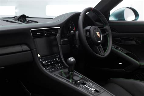 porsche-911-speedster-interior-profile-thelowdown-platinum1 - THE ...