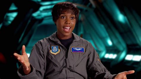 Captain Marvel: Lashana Lynch "Maria Rambeau" Behind the Scenes Movie ...