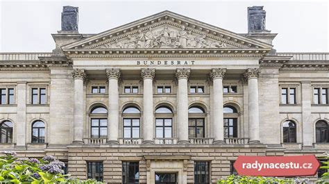 Bundesrat: budova německé Spolkové rady | Magazín Radynacestu.cz