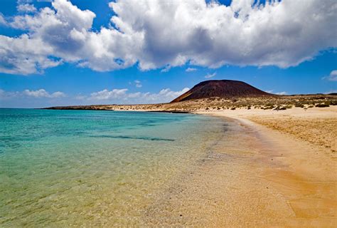 Top 5 Must-See Beaches in the Canary Islands - Page 6 of 6 - TravelOn!