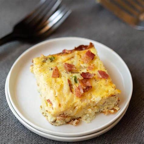 Bacon egg and cheese casserole - easy breakfast casserole