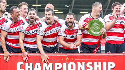 Leigh Centurions win third successive Championship title - BBC Sport