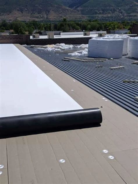 How to Install TPO Roof Membrane | Easy Photo Guide – Roof Hippie ...