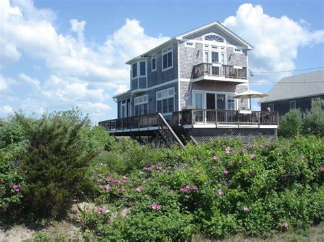 13 Best Rhode Island Beach House Rentals (2023 Guide) – Trips To Discover