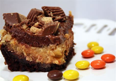 Sinfully Rich Reese’s Cheesecake Brownies | Reeses cheesecake, Savoury ...