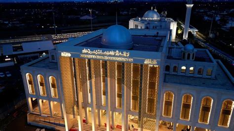 London mosque hosts grand reopening after 2015 fire damage - BBC News