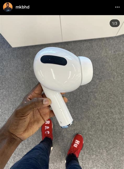 I see he got his new AirPods from Wish : mkbhd