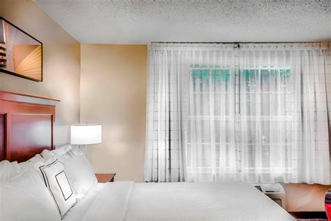 Extended-Stay BWI Airport Hotels | TownePlace Suites Baltimore BWI Airport