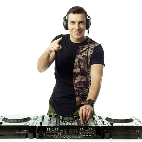 DJ - Disc Jockey