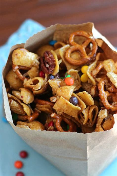 Frito Snack Mix - Recipe Girl