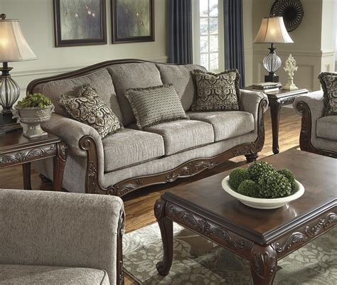 Signature Design by Ashley Cecilyn 5760338 Traditional Sofa with ...